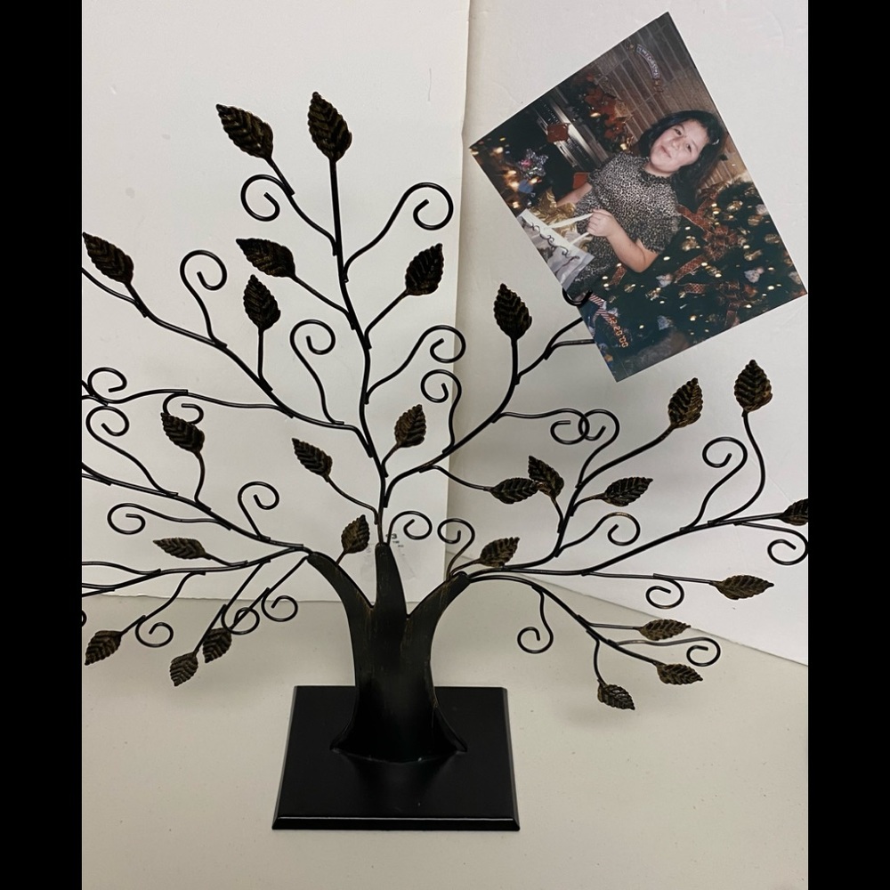 Street Cole prestige metal tree Family Photo Display
